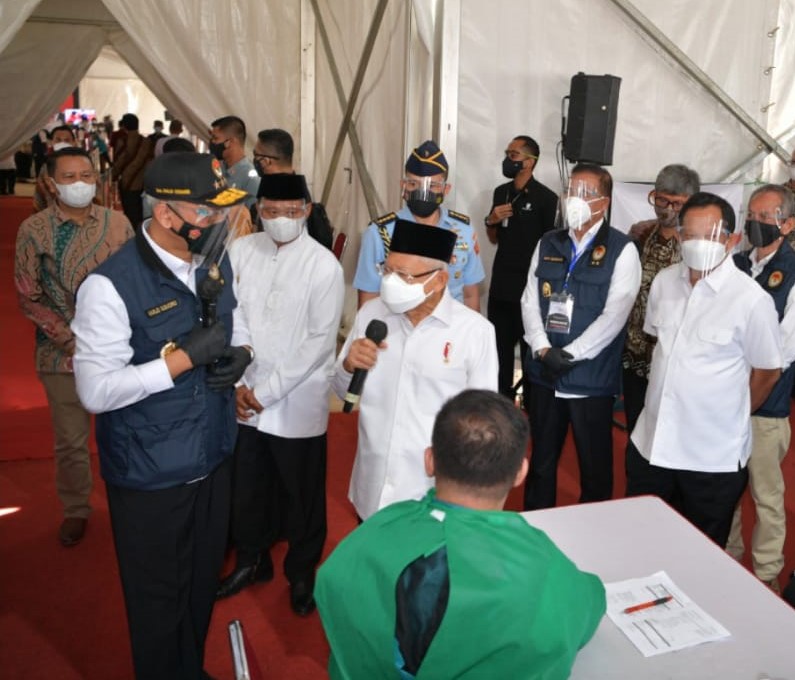 Wapres Kunjungi Vaksinasi dan Agrowisata Urban Farming di Bandung