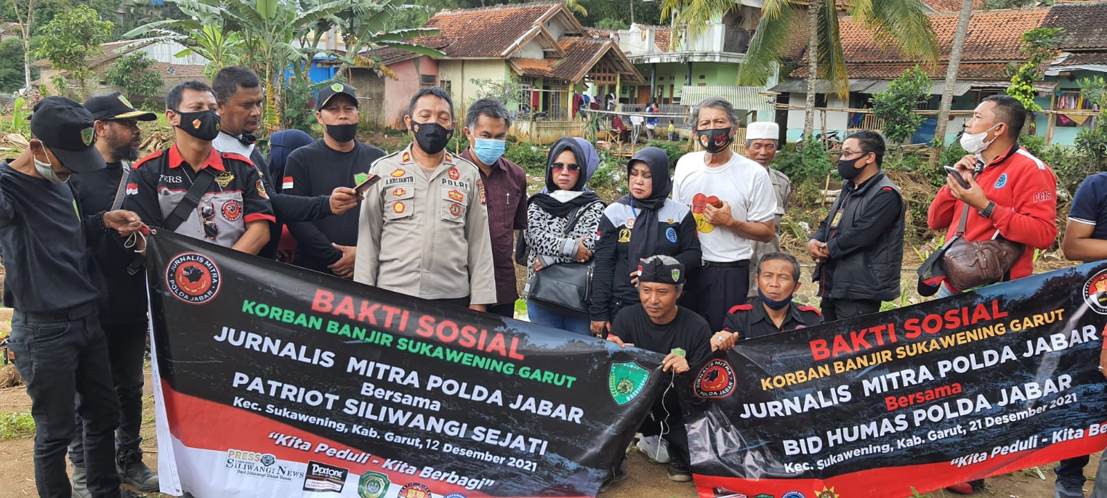 Aksi Peduli Bencana, Jurnalis Mitra Polda Jabar Adakan Bhakti Sosial Ke Sukawening Garut