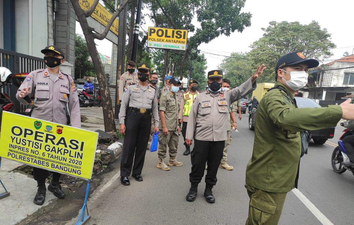 Polisi Gelar Ops Yustisi Pendisplinan Masyarakat Dan Bagi Bagi Masker