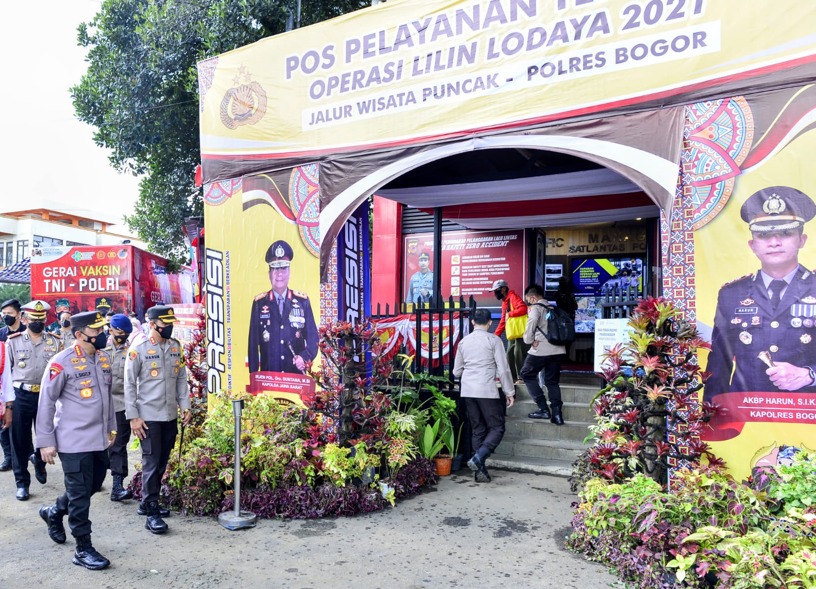 Pastikan Tak Ada Lonjakan Covid 19 Pasca-Nataru, Kapolri Terjun Langsung Cek Prokes di Tempat Wisata