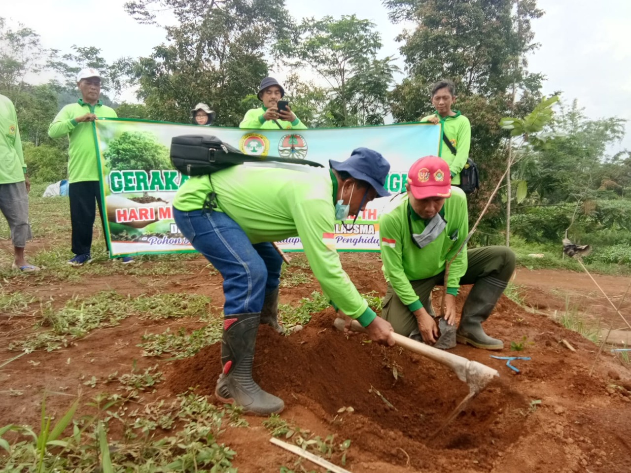 DPD LDII Kab. MajalengkaLDII Majalengka Tanam 500 Pohon Di Bumi Perkemahan Werasari Majalengka.