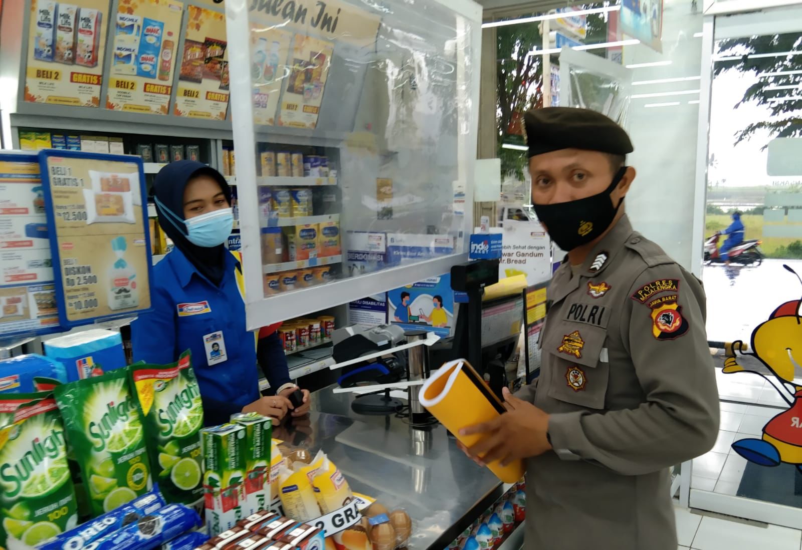 Jaga Kamtibmas, Polisi Laksanakan Sambang Minimarket