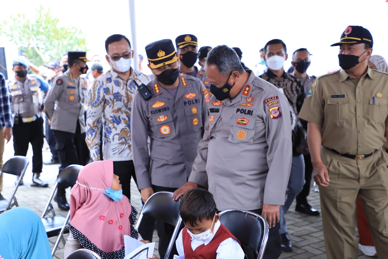 Kapolda Jabar : gelorakan vaksinasi kepada masyarakat jangan takut divaksin