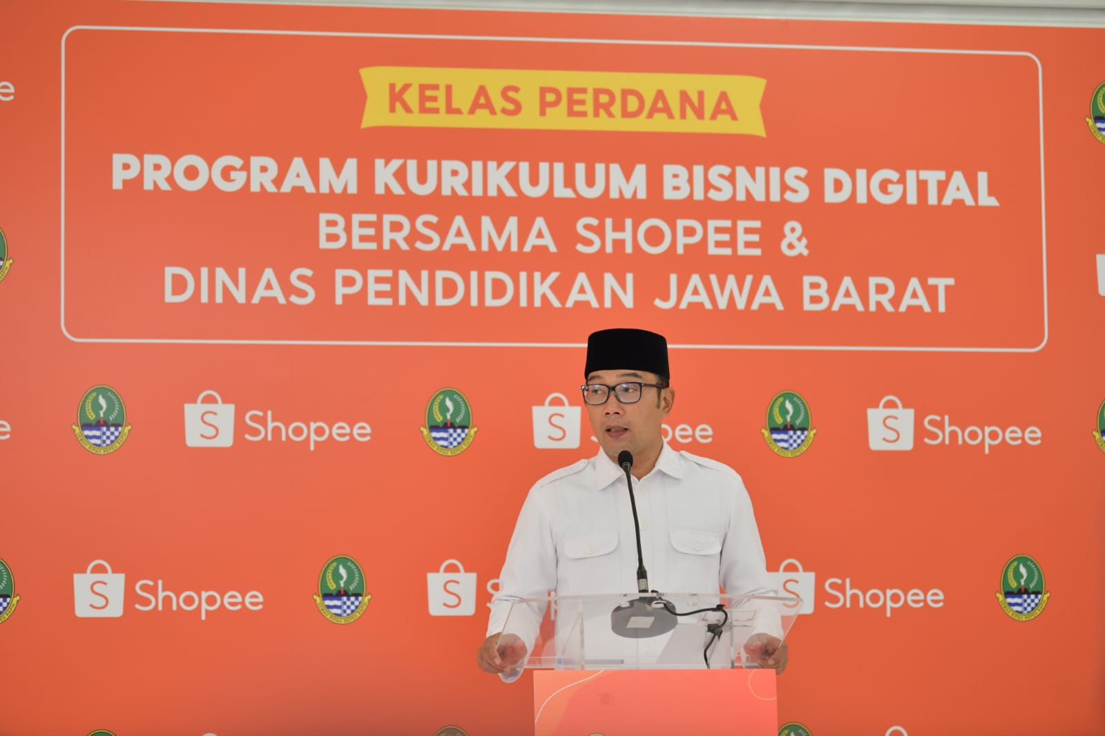 Pemprov Jabar Kerjasama Shopee Luncurkan Kurikulum Bisnis Digital