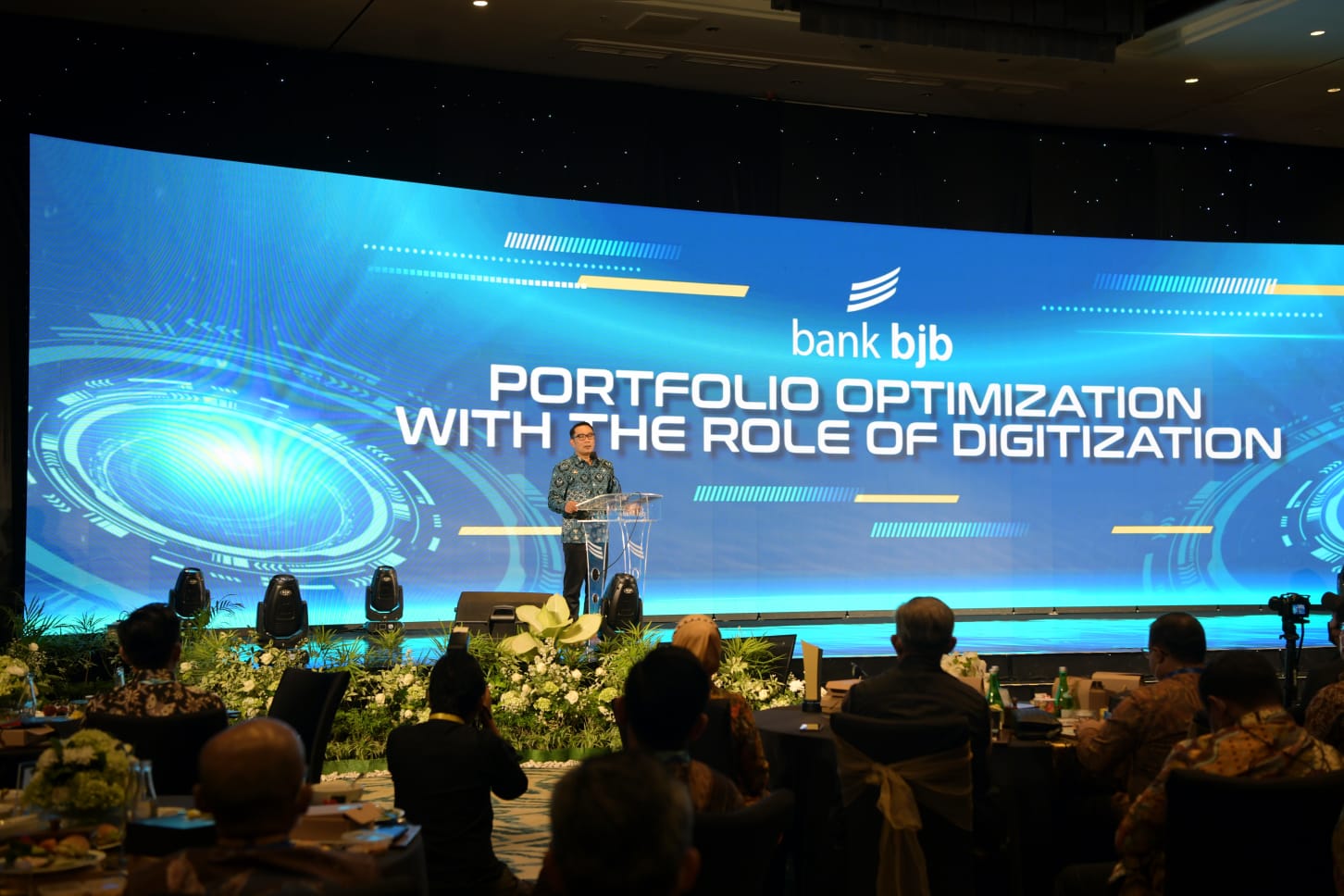 Ridwan Kamil Minta Bank Bjb Jadi Solusi Atasi Pinjol Ilegal Lewat Transformasi Digital