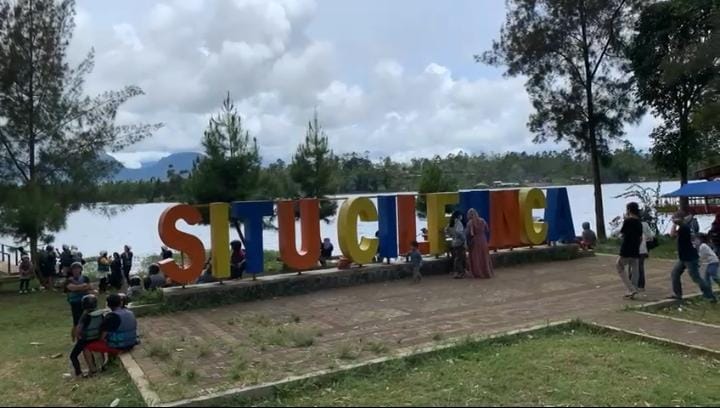 Situ Cileunca Destinasi wisata alam penghilang penat