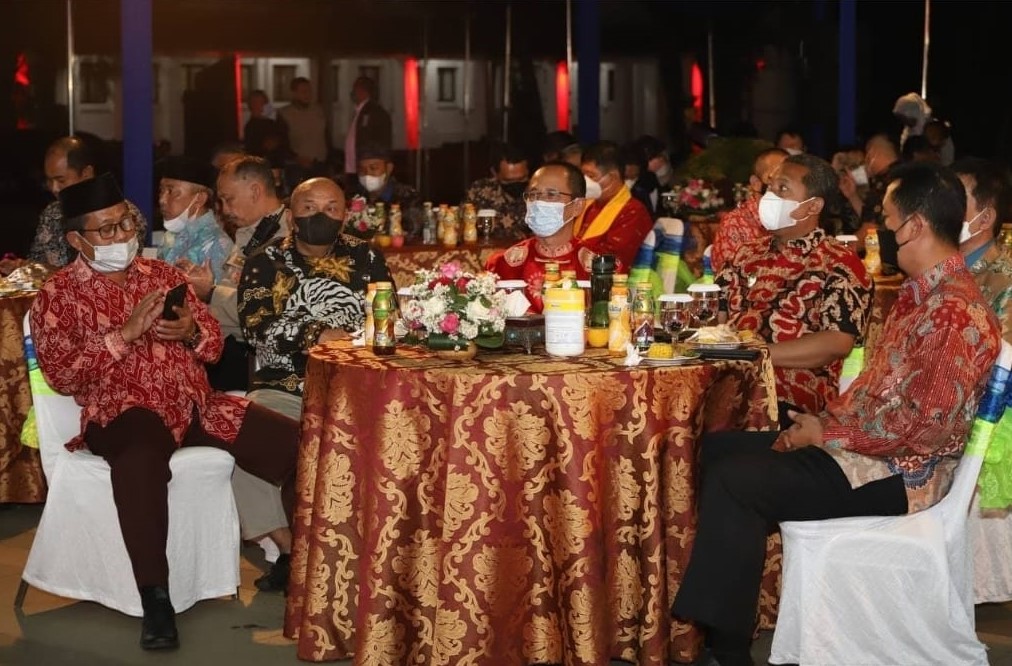 Ade Supriadi bersama Yana Mulyana hadiri Perayaan Imlek