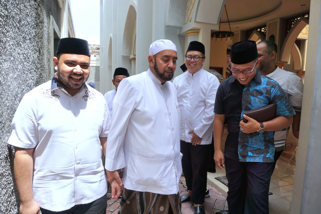 Habib Syech: Ormas Islam Harus Bergandengan ciptakan Ukhuwah Islamiyah