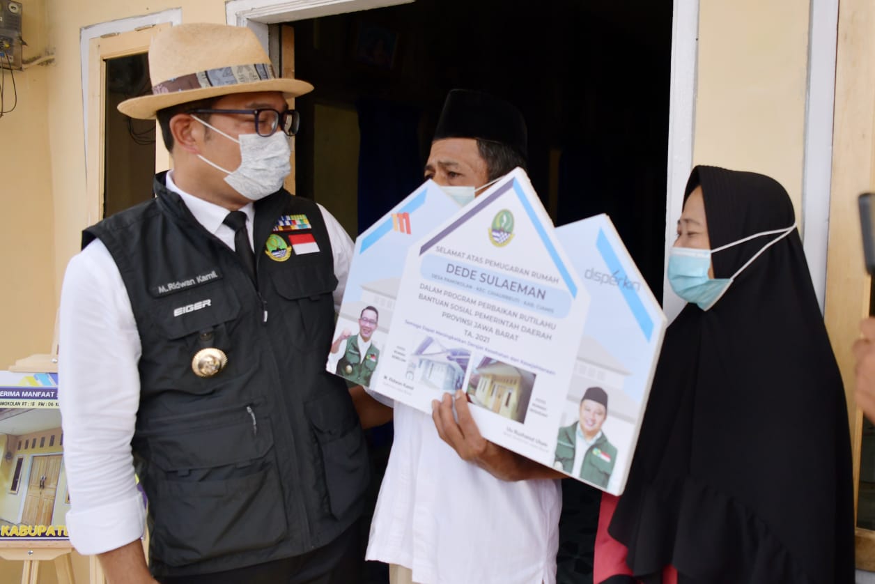 Dapat Bantuan Perbaikan Rumah, Warga Ciamis Terharu dan Bahagia