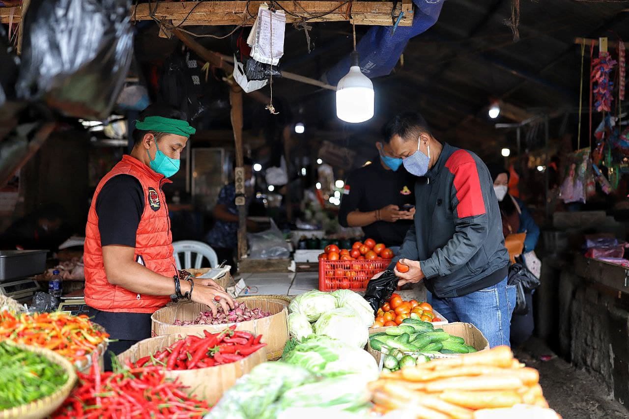 PPKM Level 3, Pasar Tradisional Kota Bandung Perketat Prokes