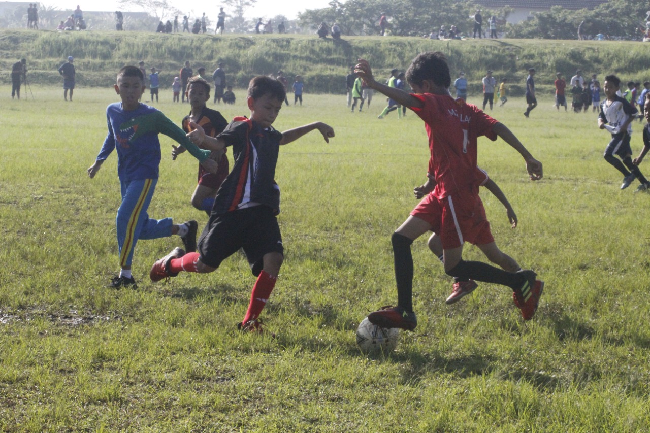 FORSGI Cetak Pemain Sepak Bola Profesional Sejak Usia Dini