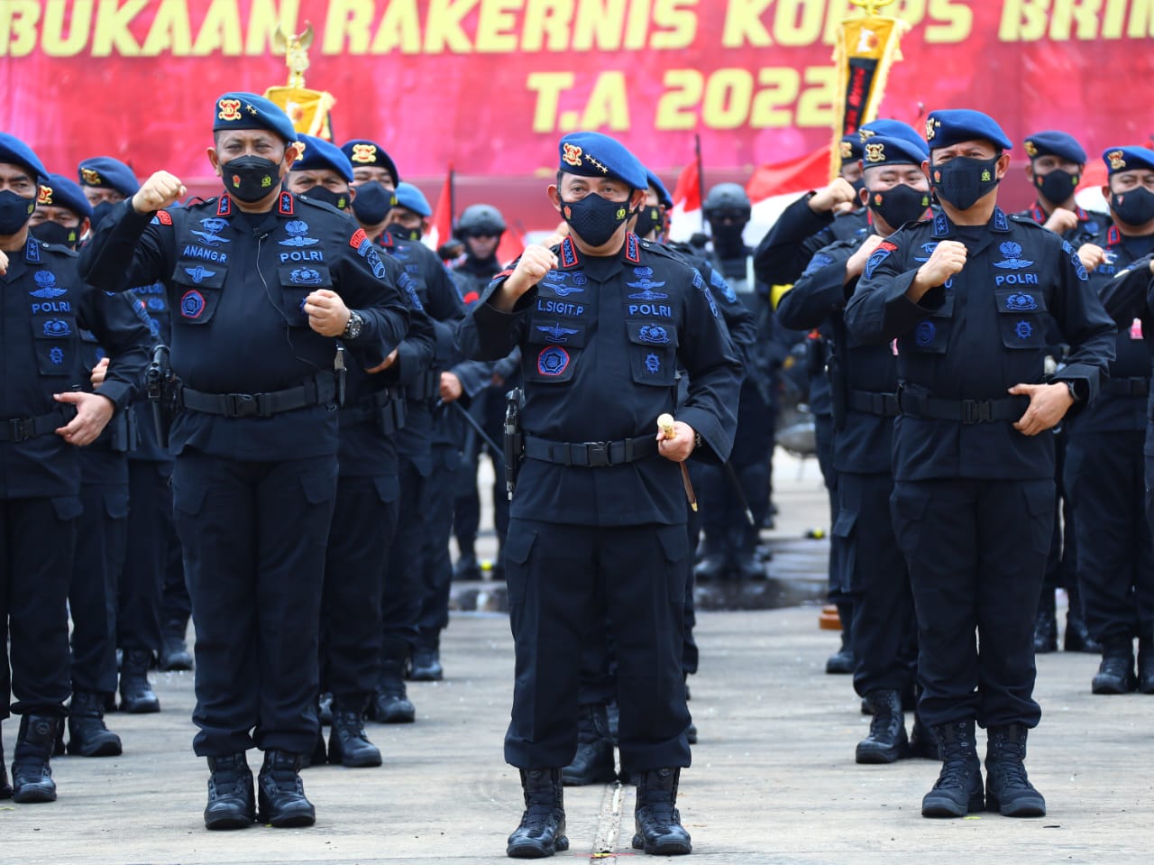 Kapolri Tekankan Brimob Harus Jadi Teladan di Masyarakat dan Institusi