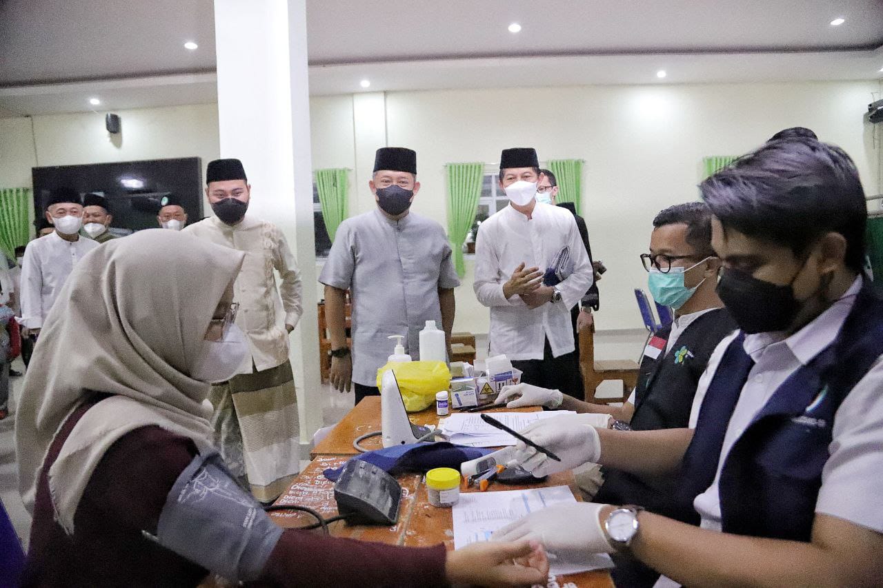 Jelang Lebaran, Vaksinasi Booster Kota Bandung Capai Target