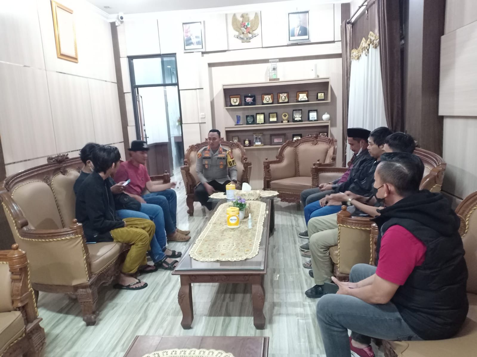 Pemukulan Saat Demo Mahasiswa Berakhir Damai