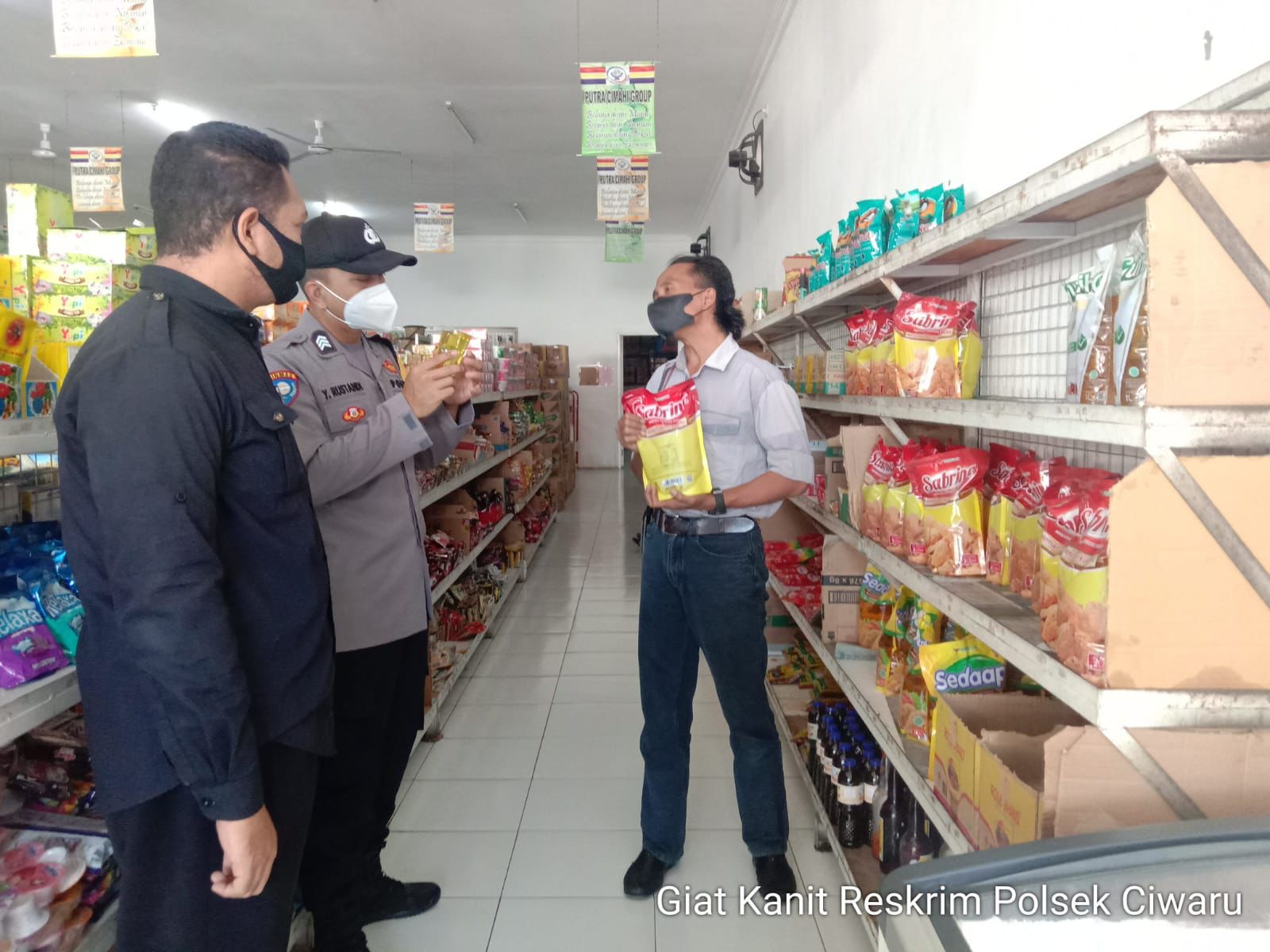 Polisi Pastikan Ketersediaan Minyak Goreng di  Pasar Tradisional