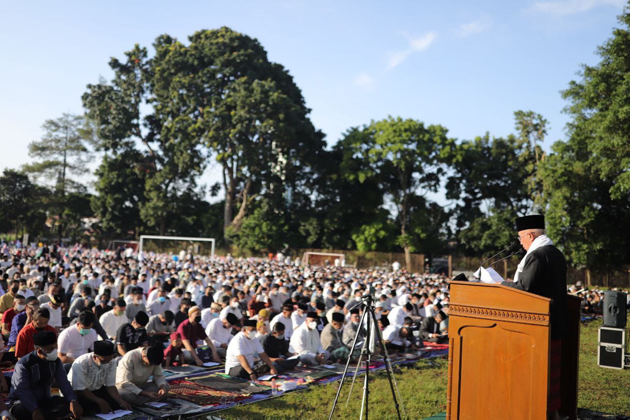 PPKM Level 2 Salat Idulfitri Kapasitas 100 Persen di Lapangan