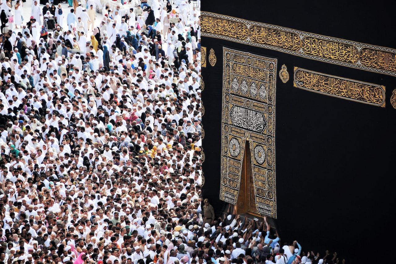 Jamaah Umroh Kini Tak Wajib Vaksin Meningitis