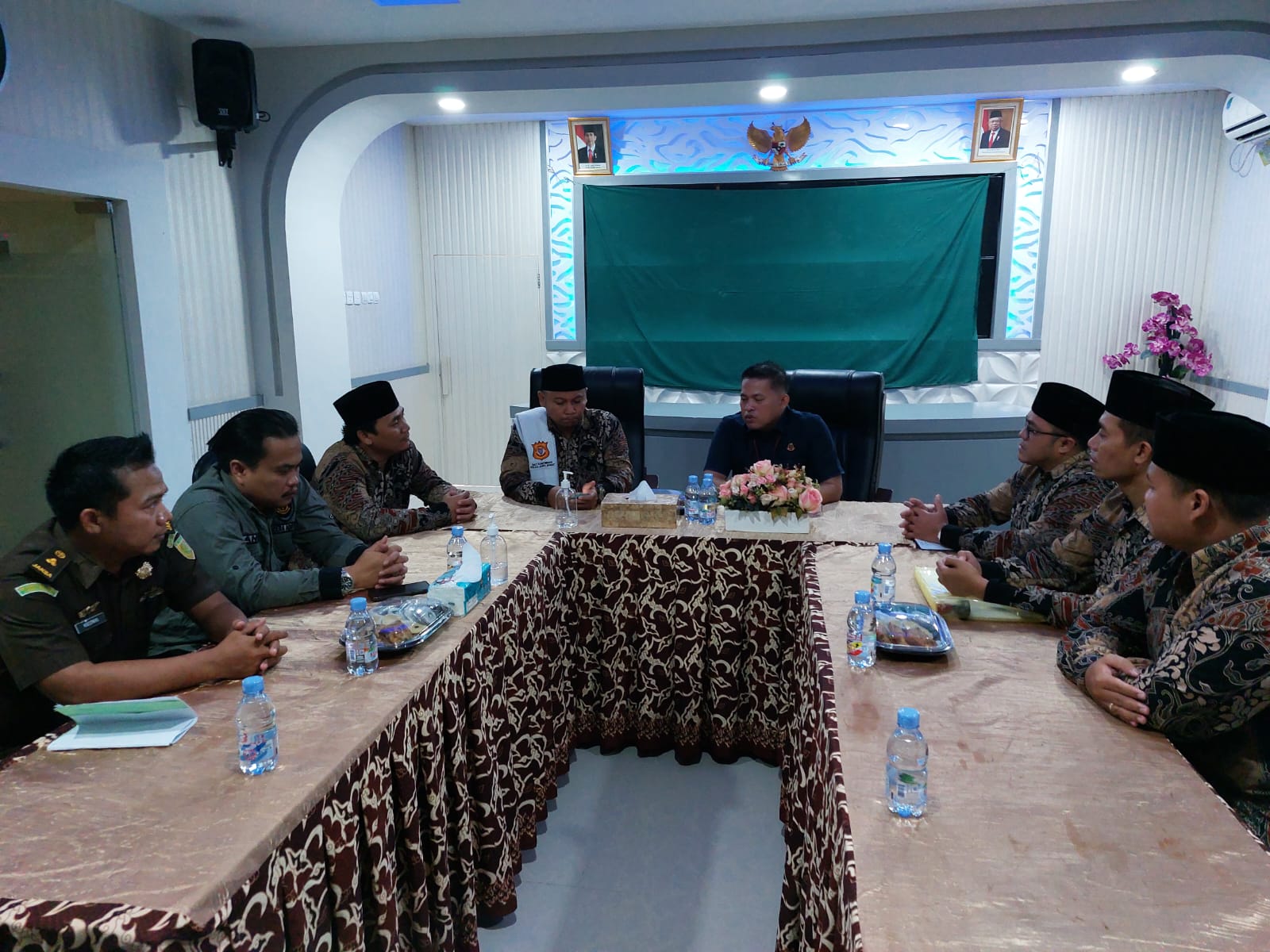 Kejari Kota Cirebon Gandeng LDII Program Jaksa Masuk Pesantren