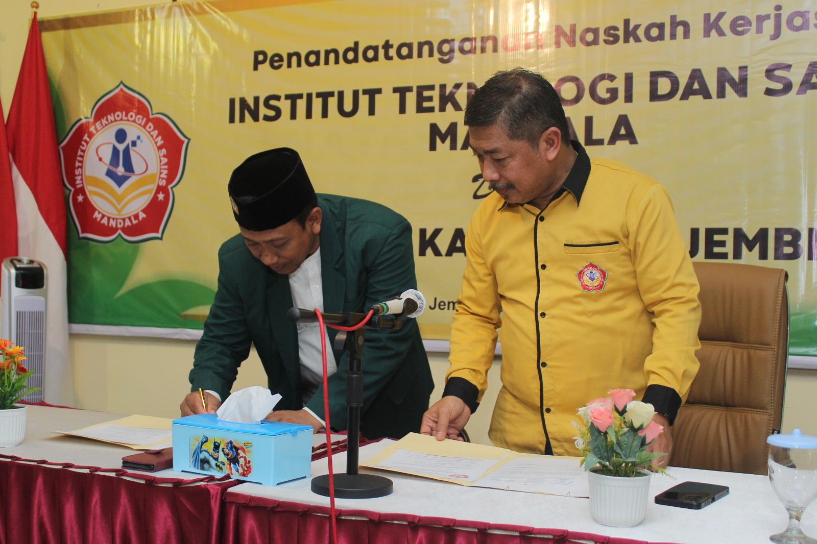 Jalin Kerja Sama: ITS Mandala Jember Berikan Beasiswa Kepada Santri LDII Jember
