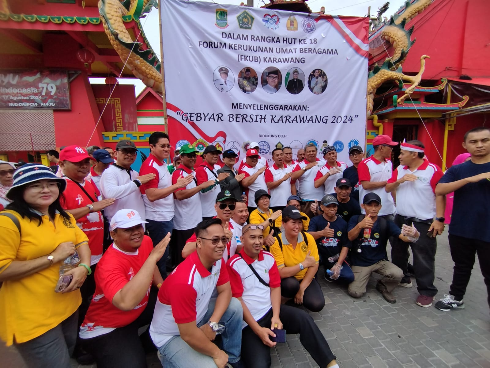 Gebyar Bersih Karawang Wujud Kebersamaan Lintas Umat Beragama
