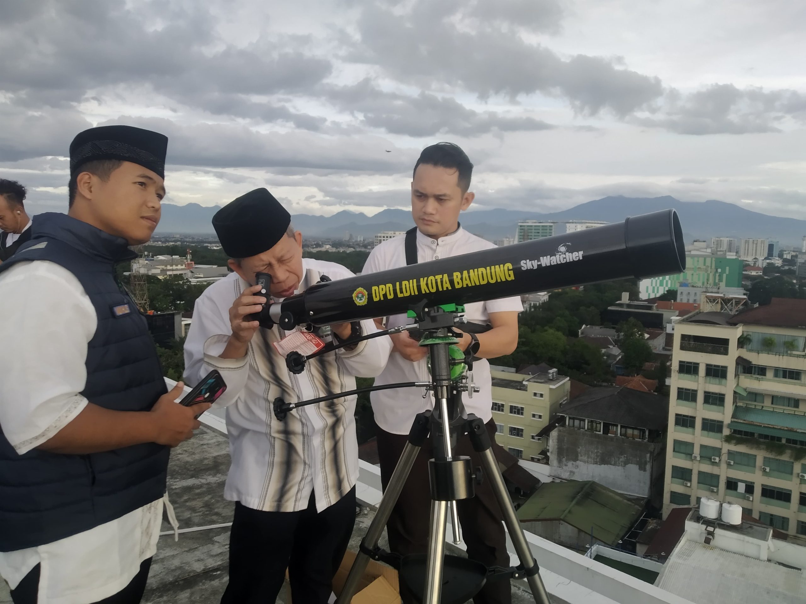 Hilal Tak Terlihat, LDII Kota Bandung Serahkan Hasil ke Kemenag Pusat