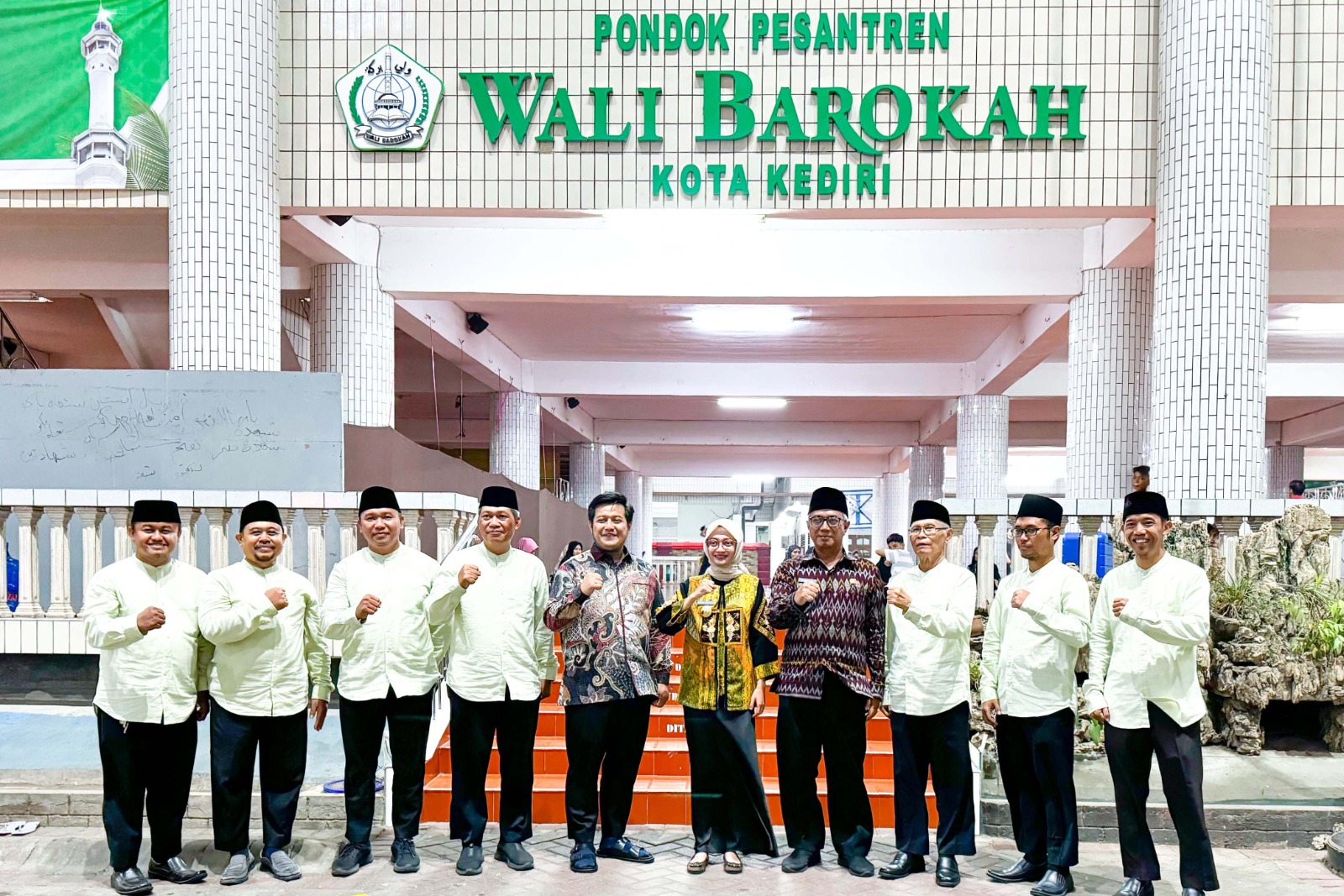 Idulfitri Jadi Momen Penguatan Kolaborasi, Wali Kota Kediri Sambangi Pesantren dan Tokoh Agama