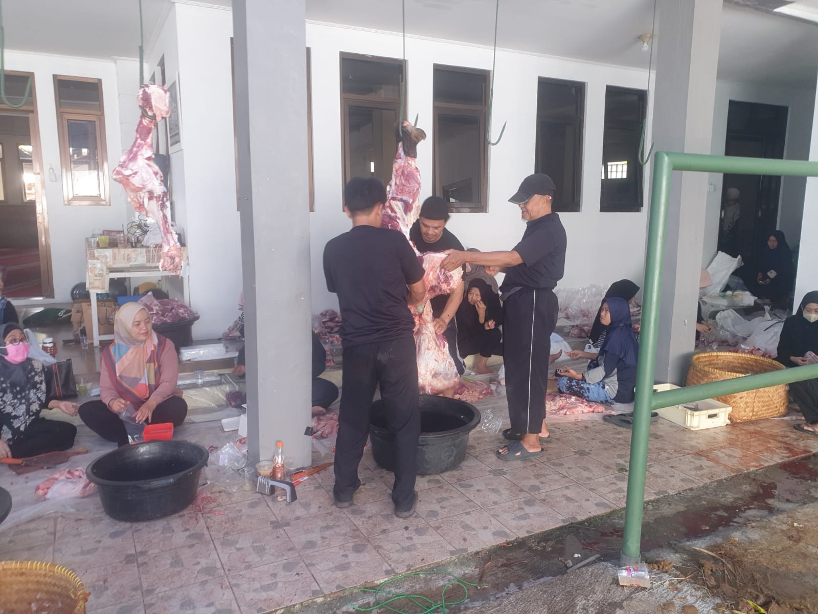 LDII Arcamanik Tebar Daging Kurban, Wujud Kepedulian Sosial Berkelanjutan
