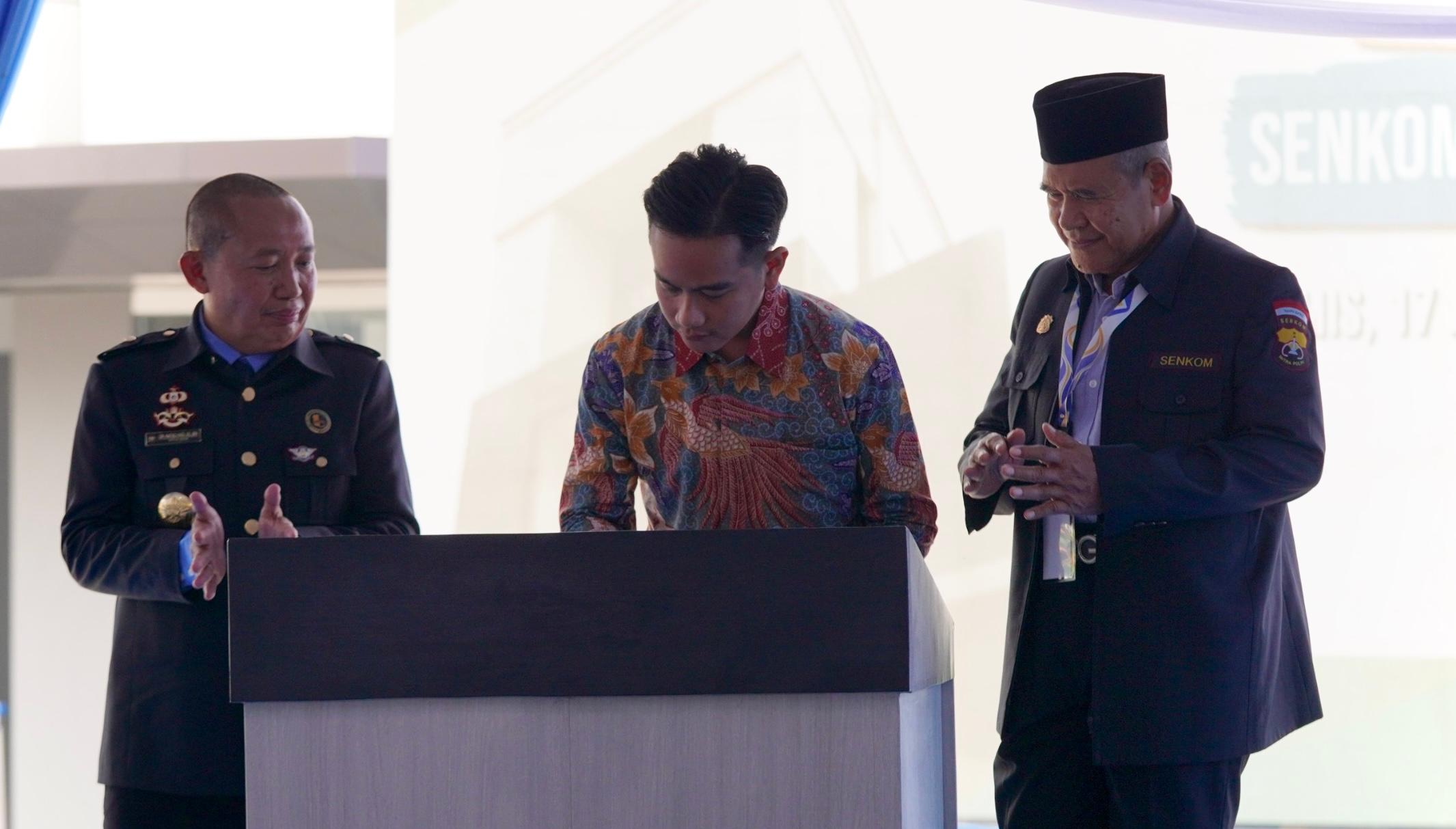 Gibran Resmikan Kantor Senkom, LDII Apresiasi Mitra Strategis yang Mandiri