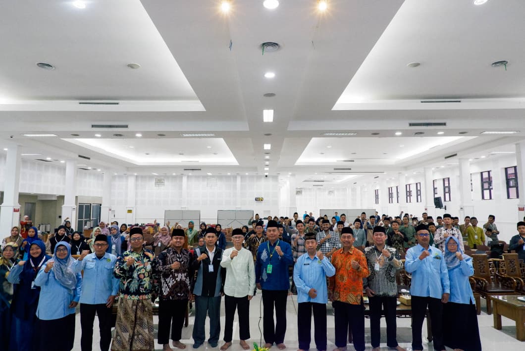 Kemenag Kota Kediri Gelar Pembinaan Administrasi dan Pelatihan EMIS MDT di Ponpes Wali Barokah