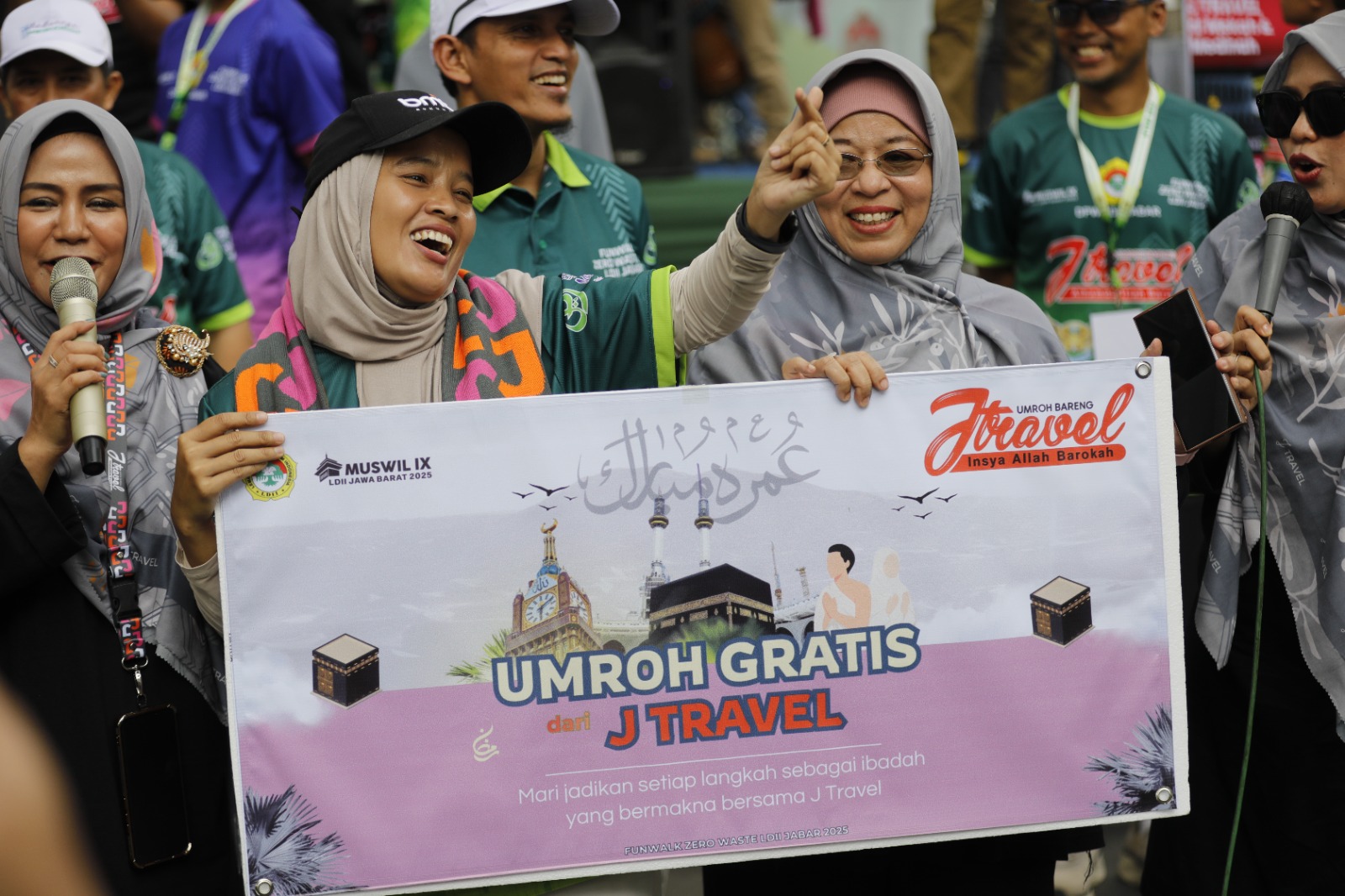 Langkah Sehat Berbuah Berkah, Dua Peserta Fun Walk LDII Jabar 2025 Dapat Umroh Gratis